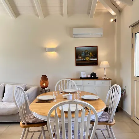 Sea Breeze - With A View * Bouzaíika