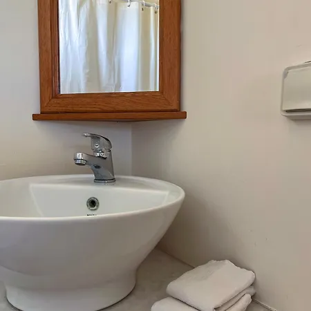 Sea Breeze - With A View 別荘