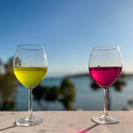 Sea Breeze - With A View