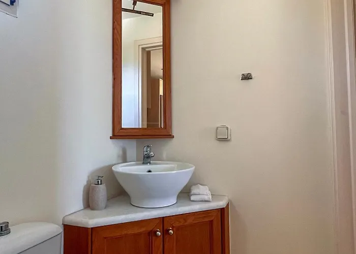 Sea Breeze - With A View Casa de Férias Bouzaiika