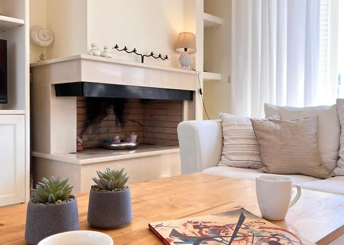 Sea Breeze - With A View *