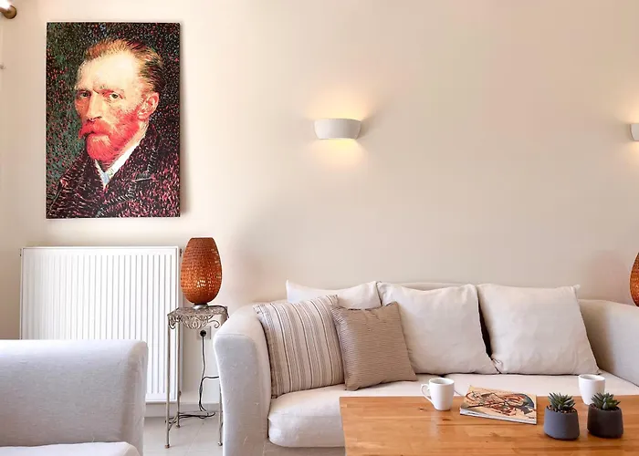 Sea Breeze - With A View * Bouzaiika