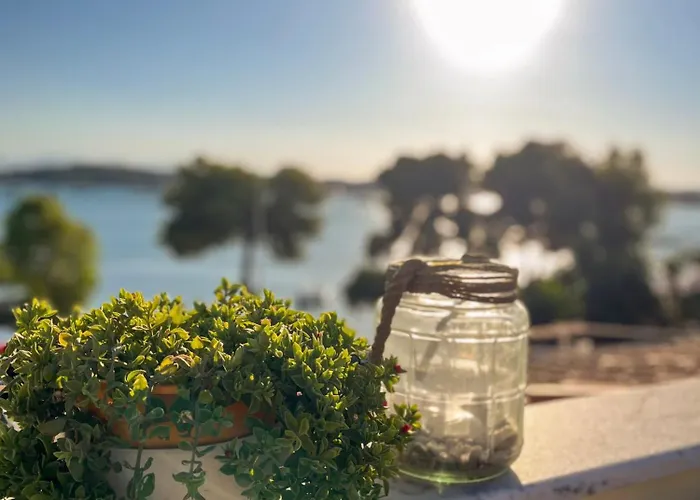 Sea Breeze - With A View * Bouzaiika